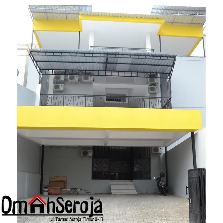 Hotel Omah Seroja Semarang Exterior foto